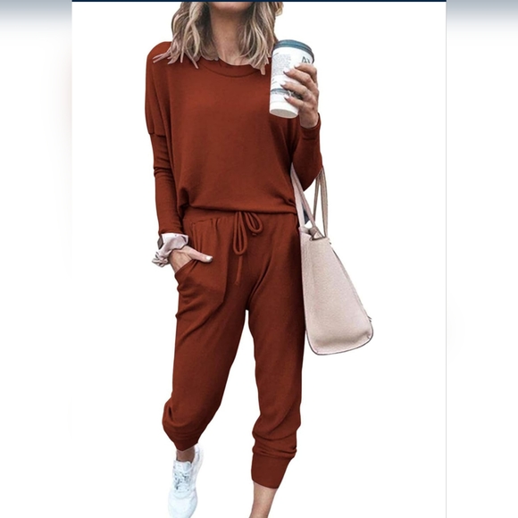 Women's 2pc. Outfit Brick Red Long Sleeve CrewNeck Top and Pants Tracksuit - Picture 2 of 6